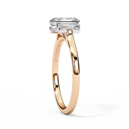 Emerald Echo Solitaire Ring