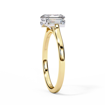 Emerald Echo Solitaire Ring