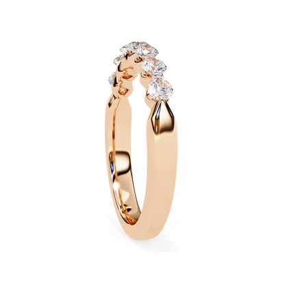 Lucky Gleam Band Ring